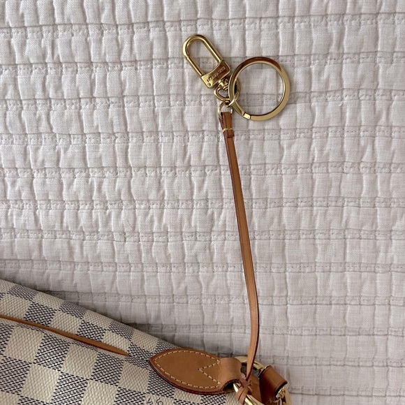 Louis Vuitton Delightful PM Azur - Picture 9 of 16